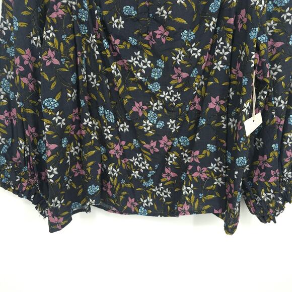 a.n.a. A New Approach Gray Lilith Floral Print Peasant Top Size 2X NWT - Picture 5 of 10